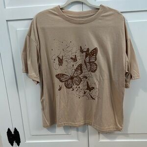 Like New SHEIN XL Butterfly Beige Short-Sleeve T-Shirt